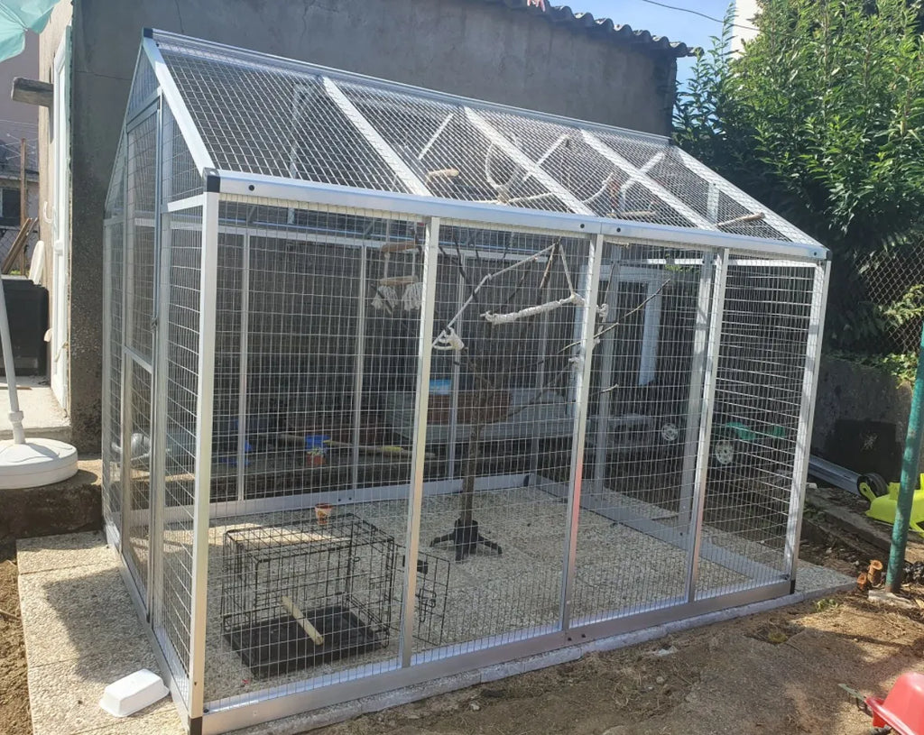 Versatile outdoor aluminum aviary bird home with easy assembly  178x242x192 cm / 178x122x194 cm/183x178x194cm